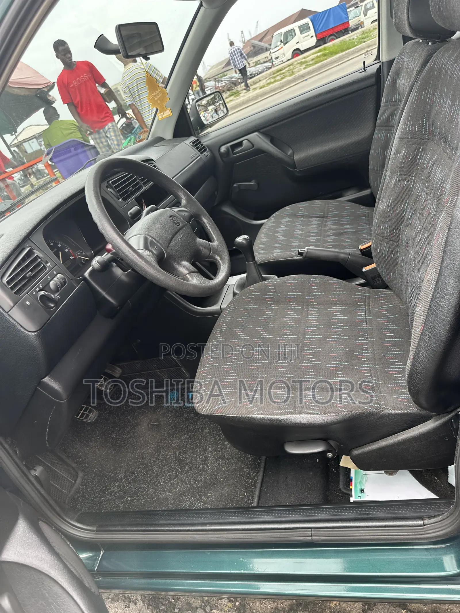 Volkswagen Golf 2000 Green