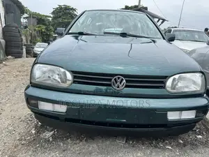 Volkswagen Golf 2000 Green
