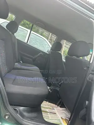 Volkswagen Golf 2002 Green