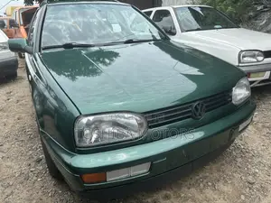 Volkswagen Golf 2002 Green