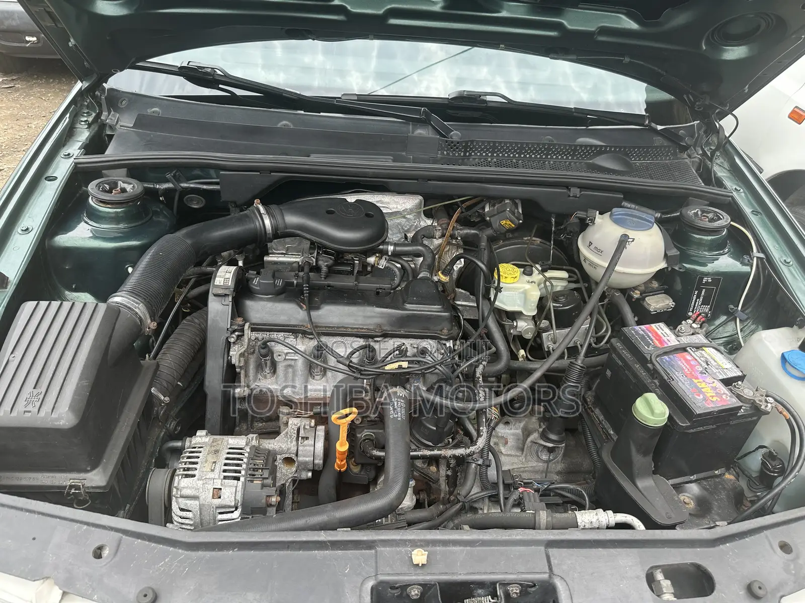 Volkswagen Golf 2002 Green