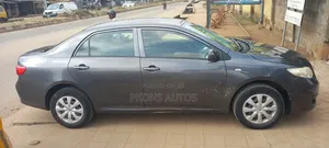 Toyota Corolla 2010 Gray