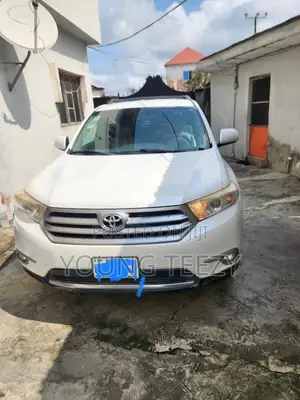 Toyota Highlander 2013 White