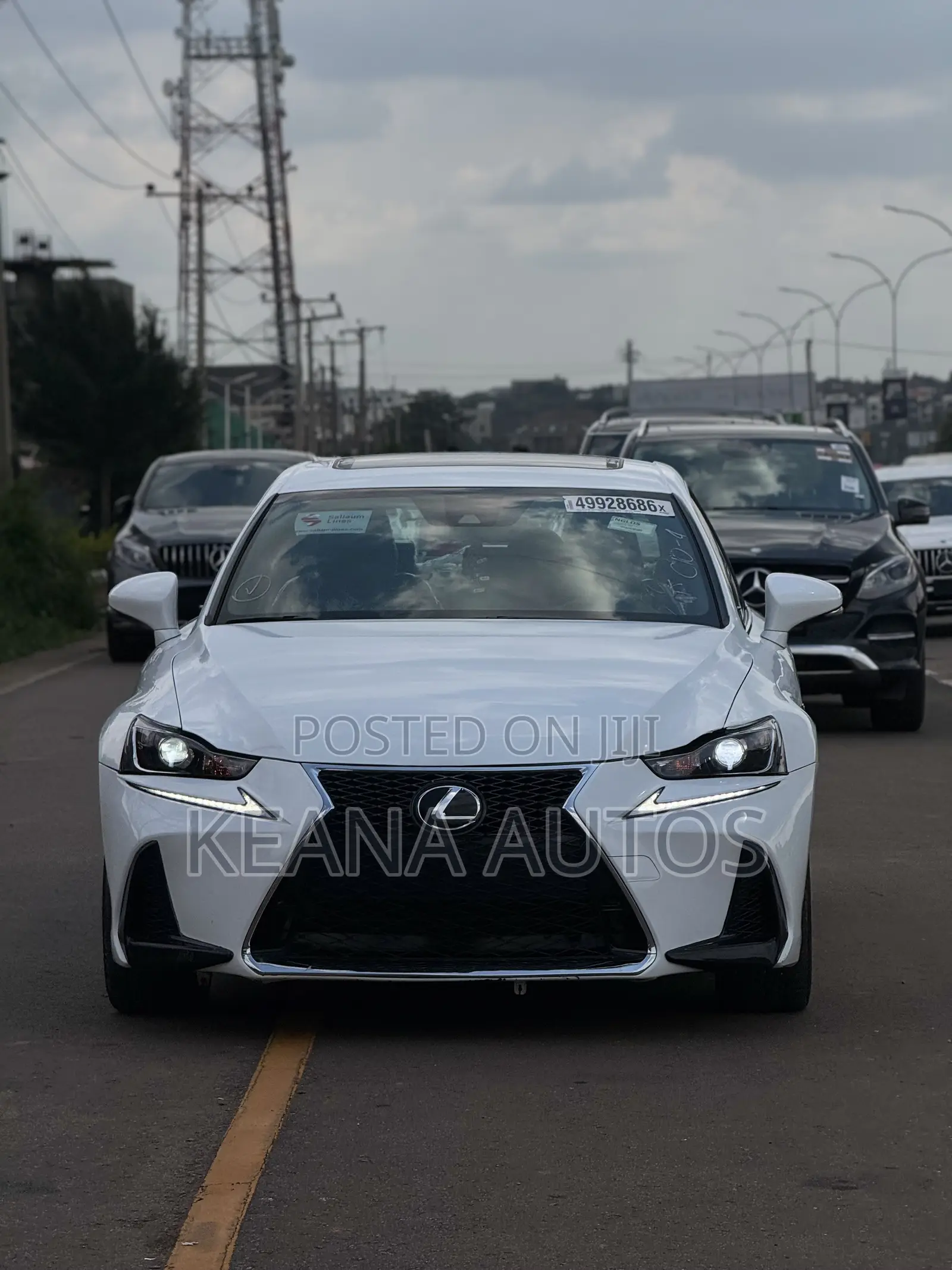 Lexus IS 300 AWD 2017 White