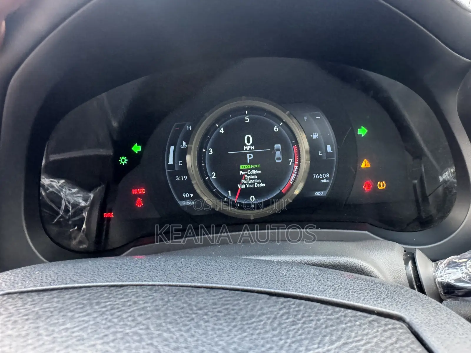 Lexus IS 300 AWD 2017 White