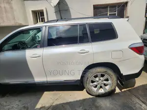 Toyota Highlander 2013 White