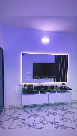 Mini TV Console