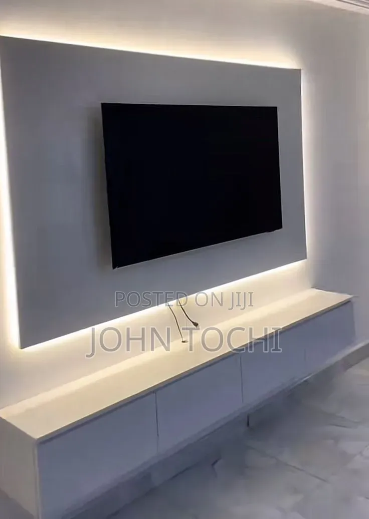 Mini TV Console