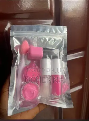 Lipgloss and Lip Care Product