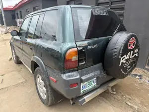 Toyota RAV4 Automatic 2004 Gray