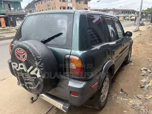 Toyota RAV4 Automatic 2004 Gray