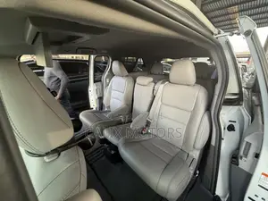 Toyota Sienna 2015 White