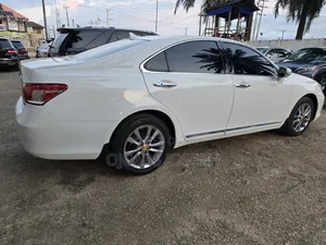 Lexus ES 350 2011 White