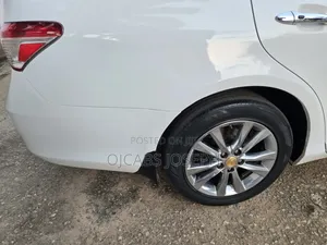 Lexus ES 350 2011 White