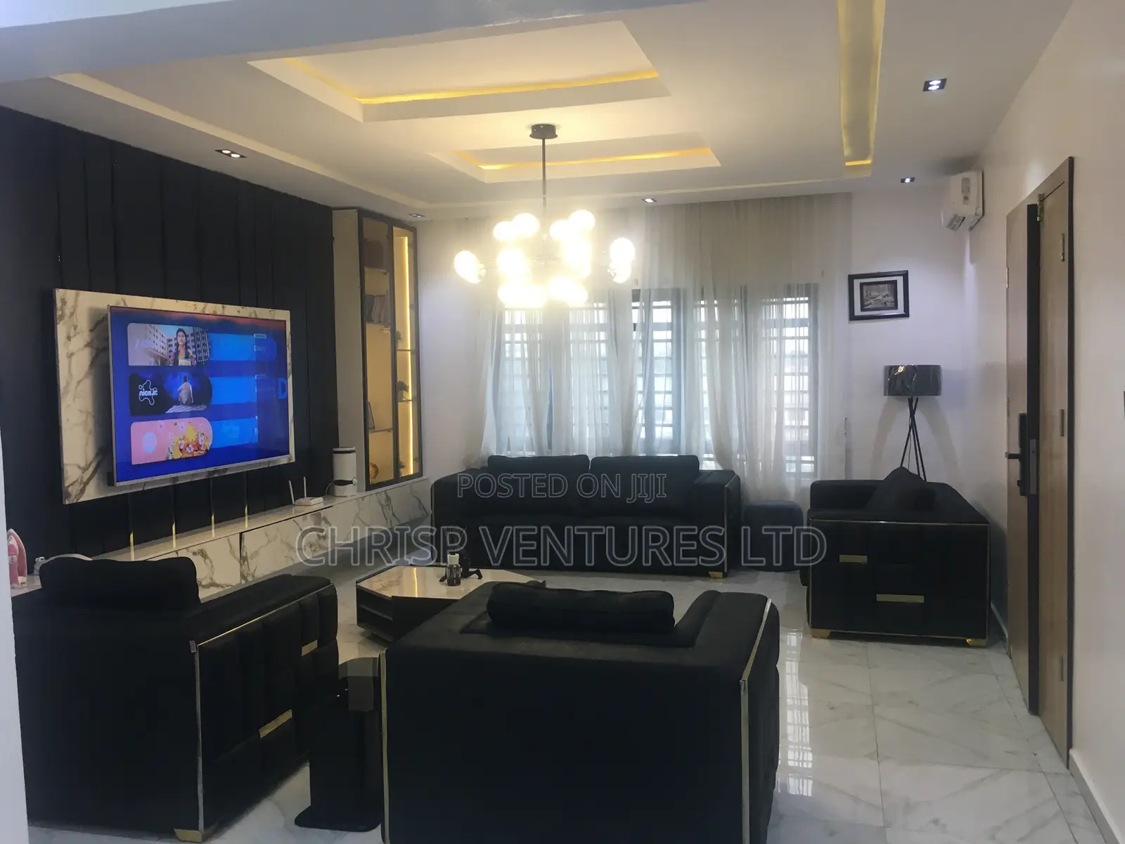 Fully Furnished 3bedrooms Flat