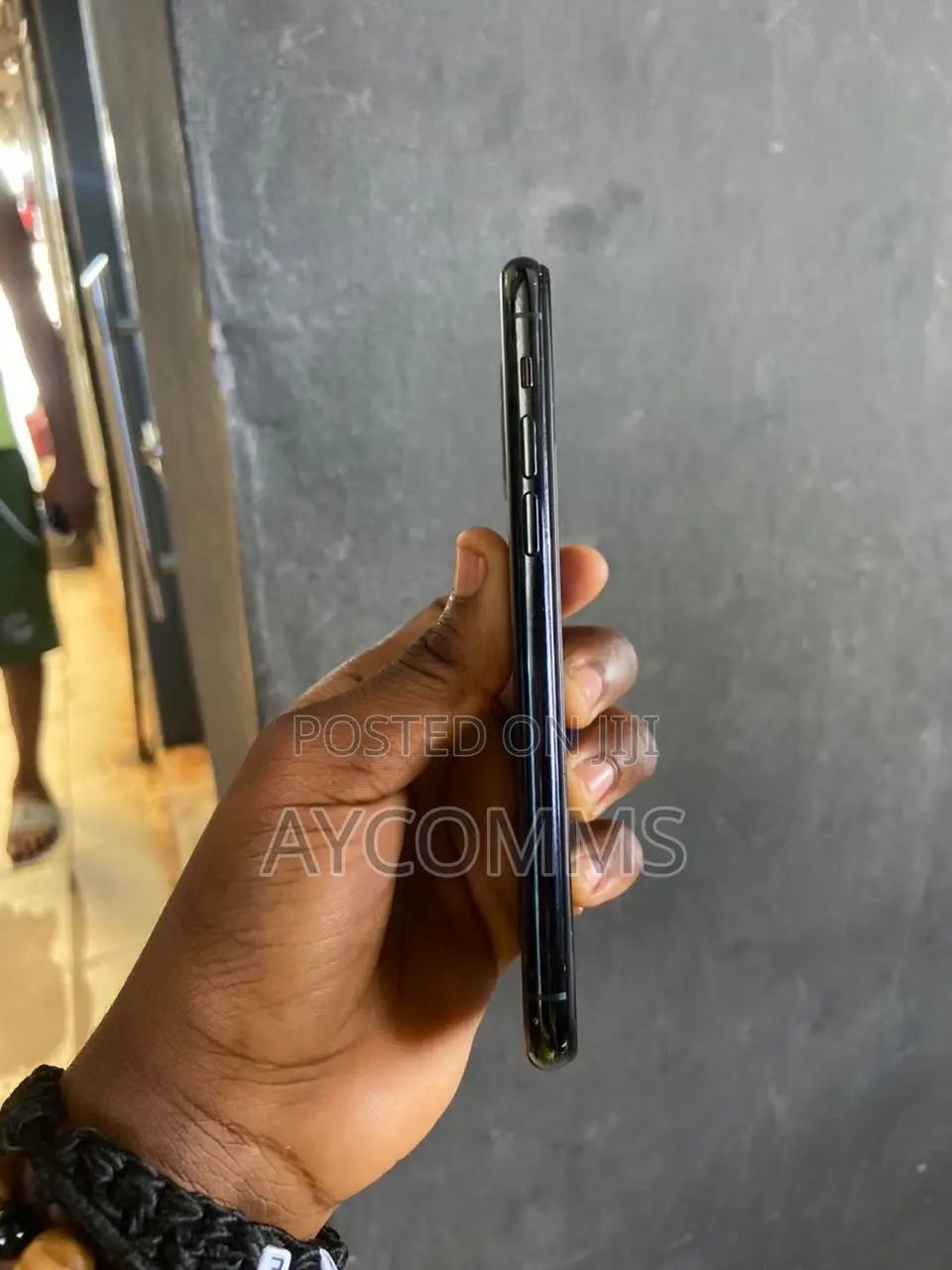 Apple iPhone 11 Pro 64 GB Gray