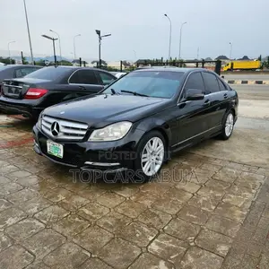 Mercedes-Benz C300 2008 Black