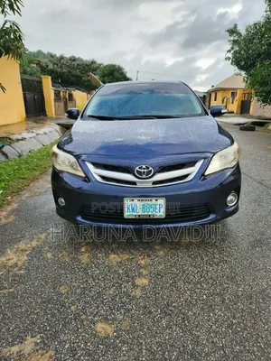 Toyota Corolla 2013 Blue
