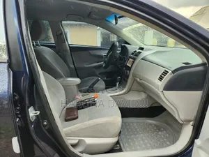 Toyota Corolla 2013 Blue