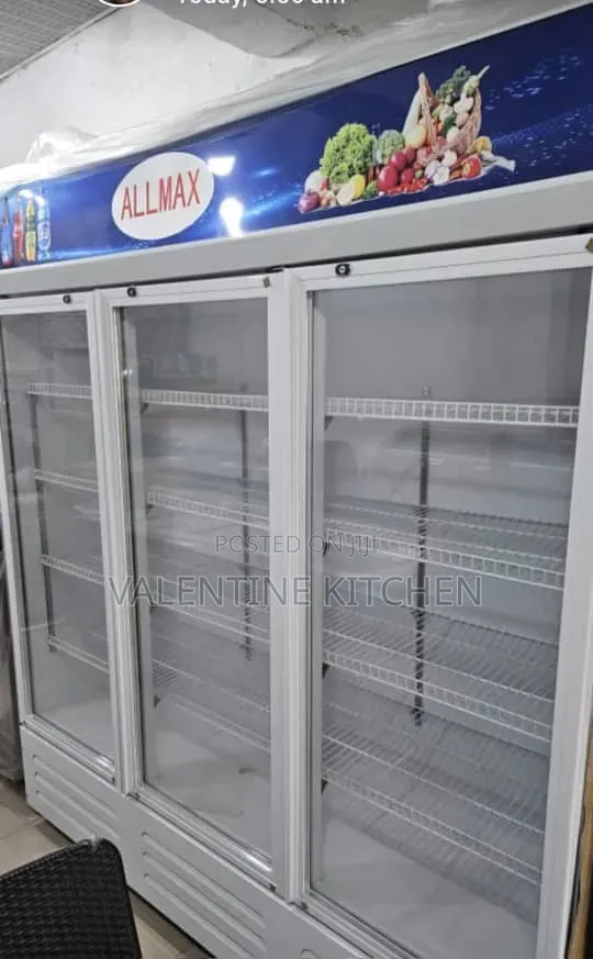 Wine Chiller 3 Doors (6fts)