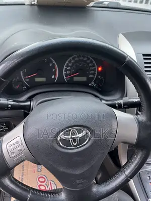 Toyota Corolla 2010
