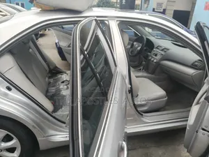 Toyota Camry 2011 Silver