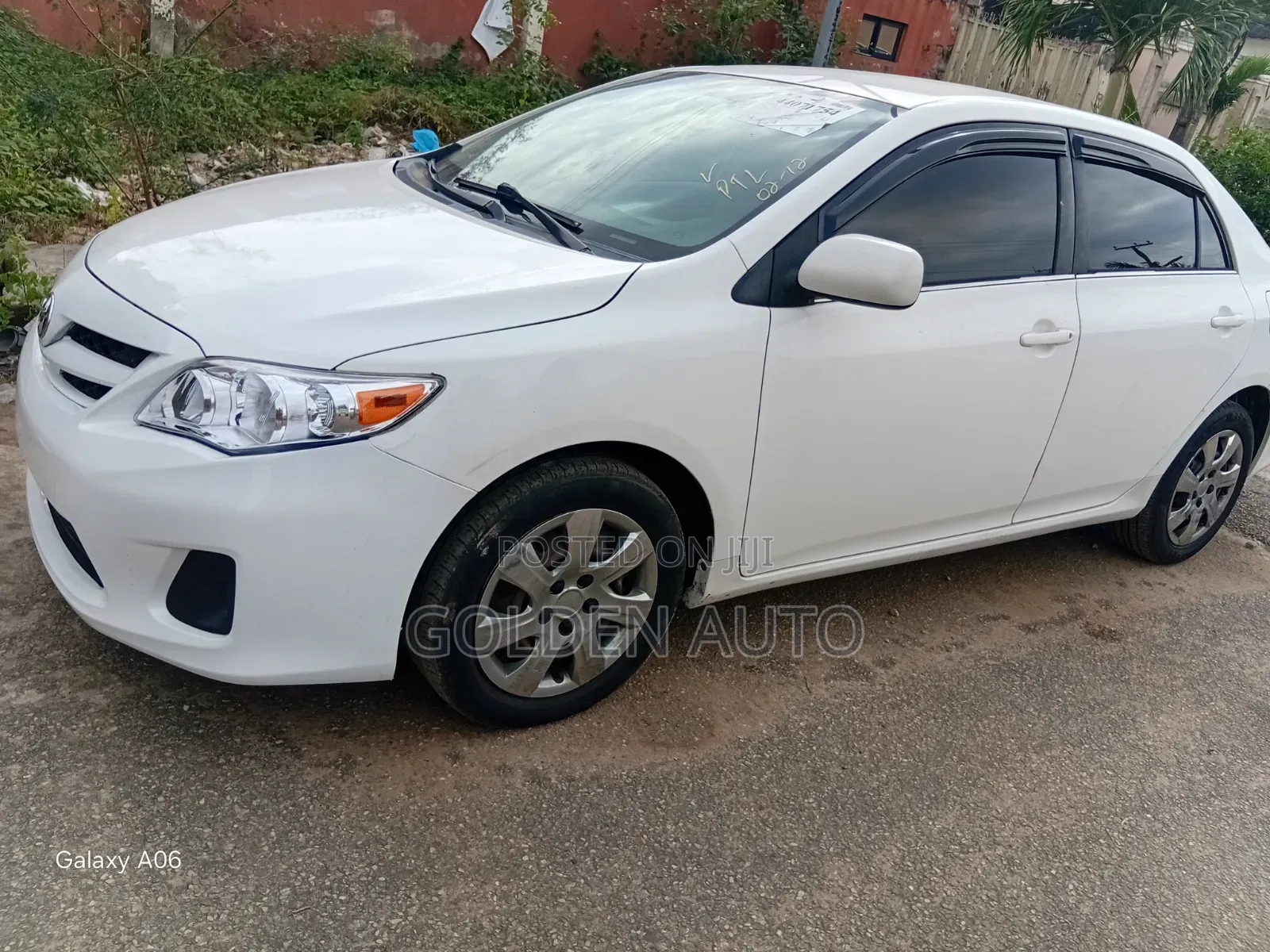 Toyota Corolla 2013 White