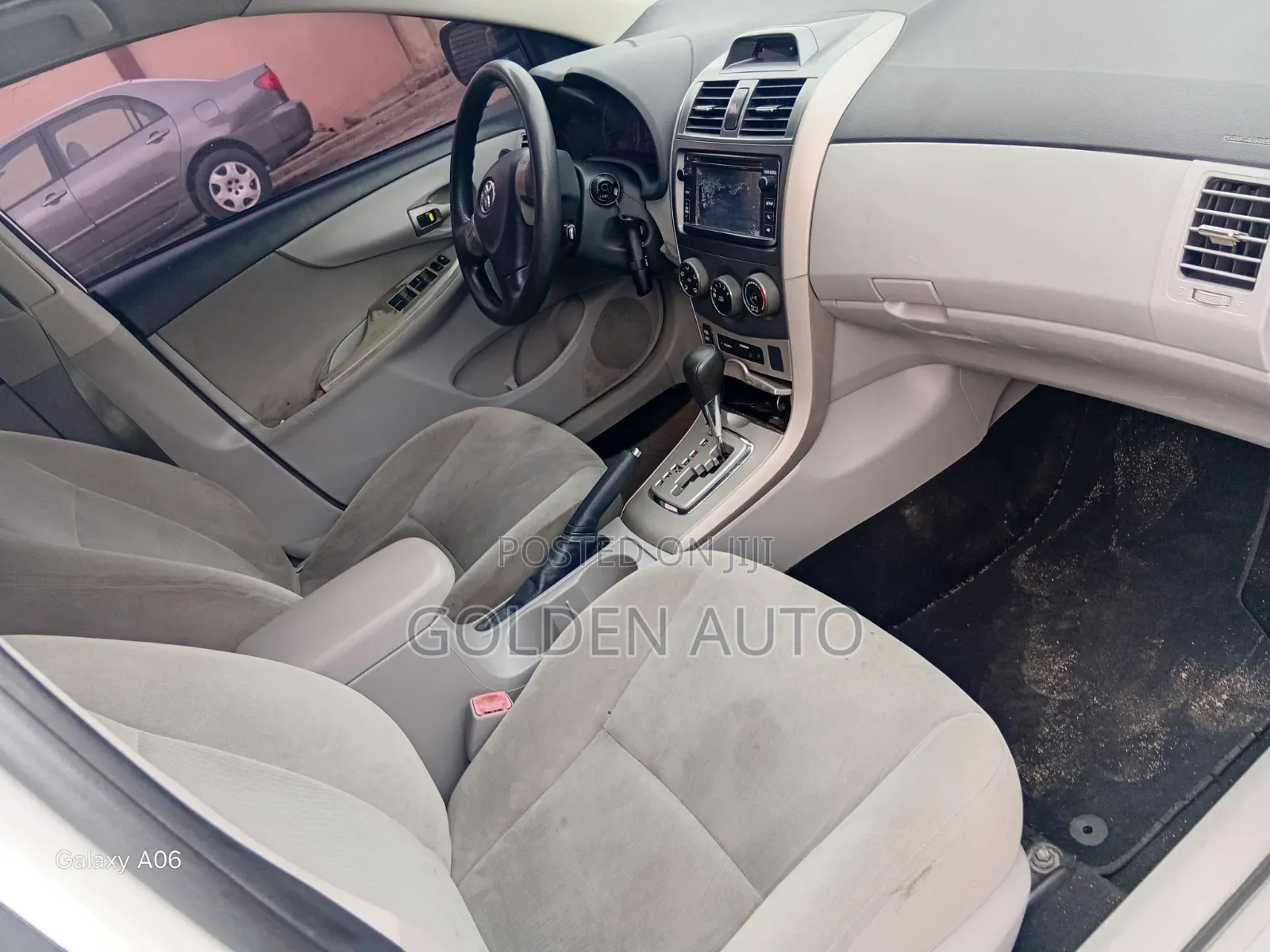 Toyota Corolla 2013 White