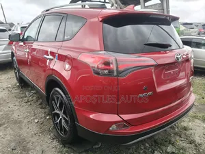 Toyota RAV4 2017 Red