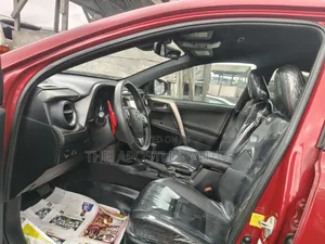 Toyota RAV4 2017 Red