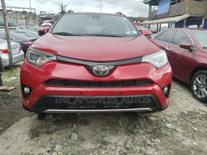 Toyota RAV4 2016 Red