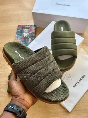 Luxury Article Classic Slippers