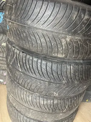 235/55r19 Grade One Tokunbo Tyres
