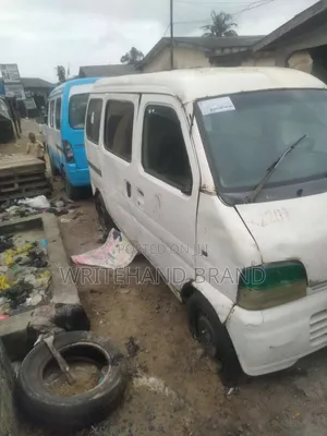 Suzuki Every 2010 White