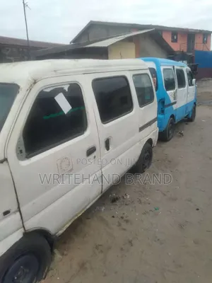 Suzuki Every 2010 White