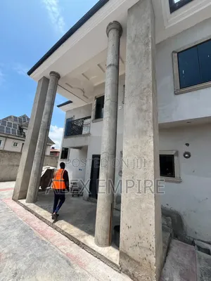 3bdrm Apartment in Festac for sale
