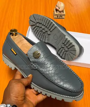Timberland Crocodile Patterned Leather Loafers With Grey Loafers