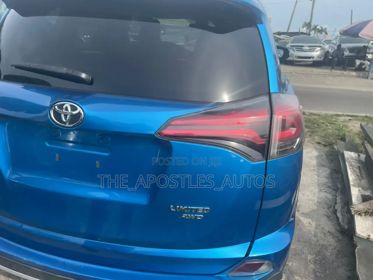 Toyota RAV4 2017 Blue