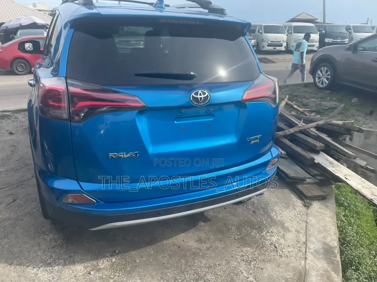 Toyota RAV4 2017 Blue