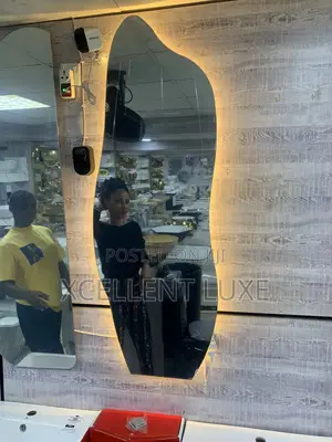 Mountain Shaped Full Length Led Mirror With 3 Lights