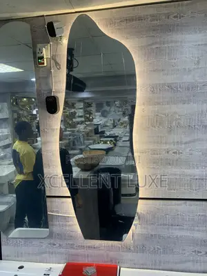 Mountain Shaped Full Length Led Mirror With 3 Lights