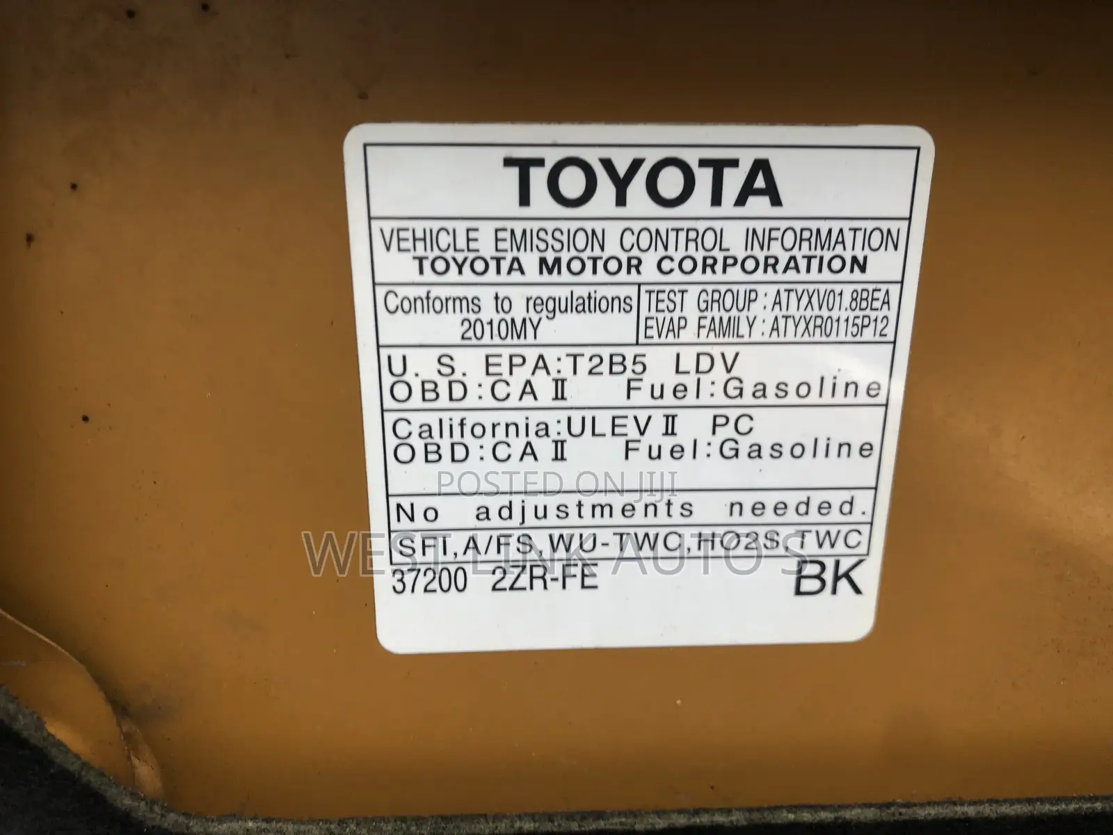Toyota Matrix 2010 Gold