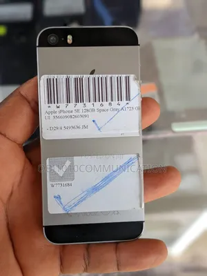 Apple iPhone SE 128 GB Silver