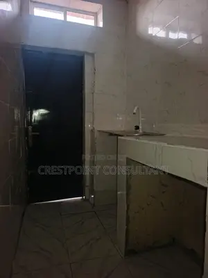 2bdrm Apartment in Ajayi Road for rent