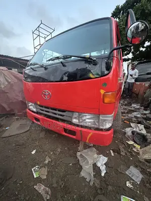 Toyota Dyna 1.8l 2y 1500kg
