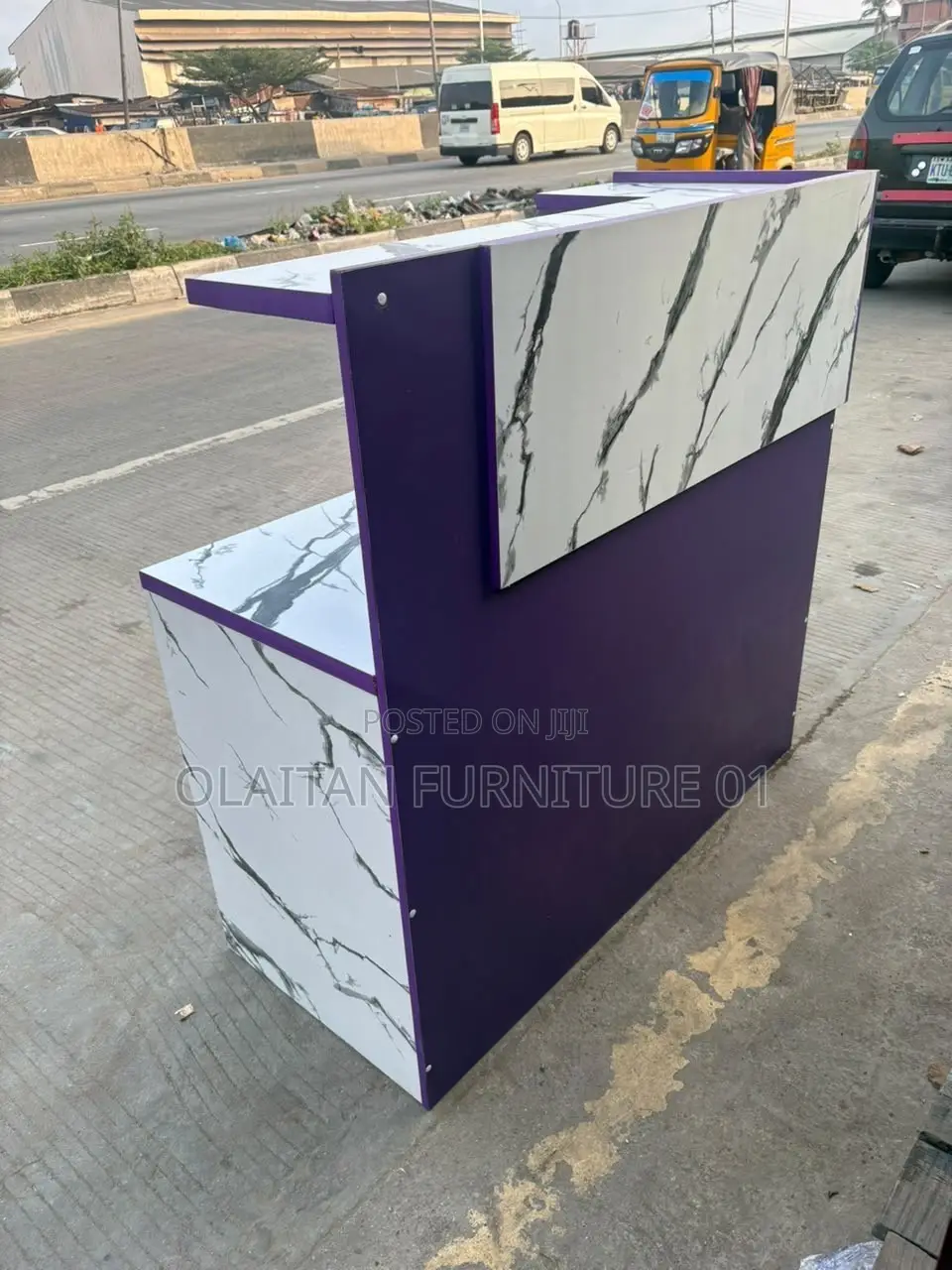 Receptionist Table