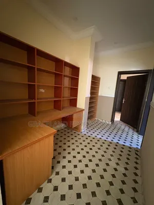 4bdrm Duplex in Sangotedo for rent