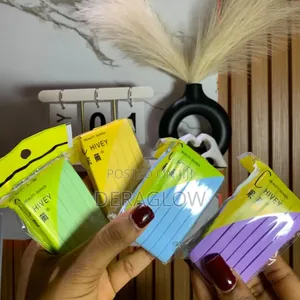 Compressed Face Sponge