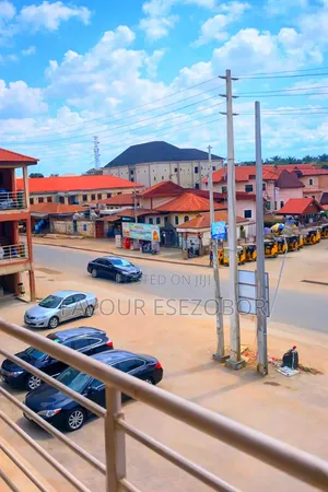 2in1 Shop/Beauty Space for Rent–Etete GRA, Comfort’s Plaza, Benin City