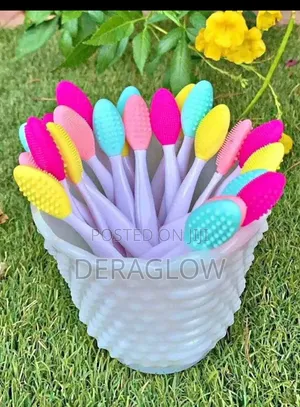 Lip/Multipurpose Brush